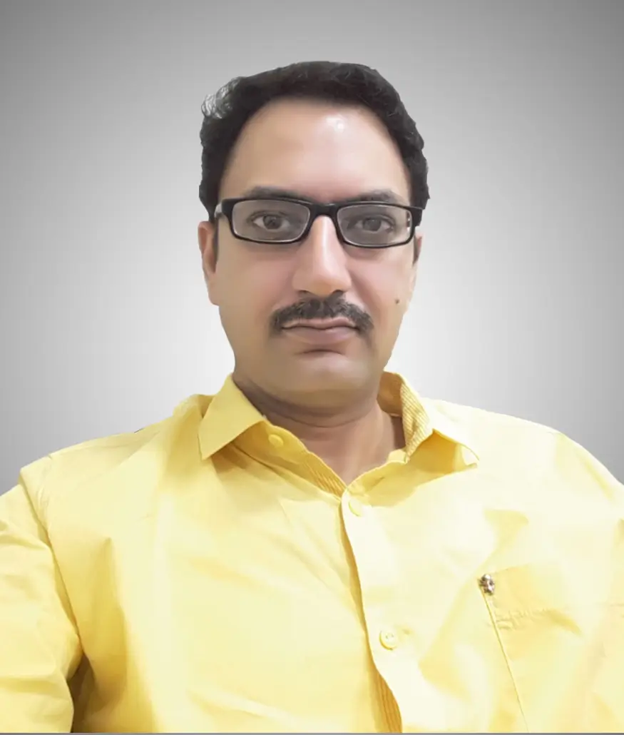 Dr Rajat Kapoor <br><br> Plastic & Cosmetic
